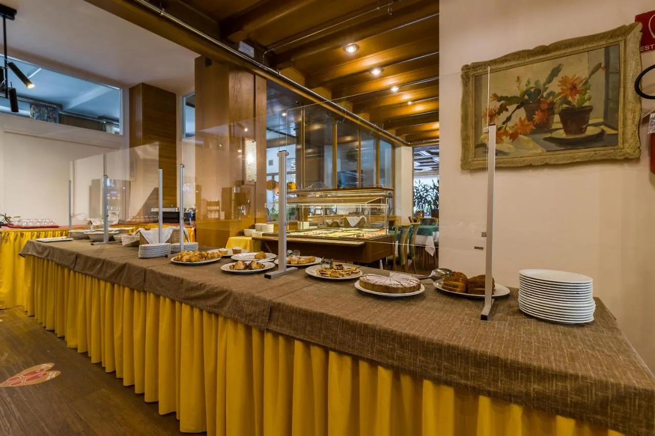 ***  Hotel Villa Argentina Cortina dʼAmpezzo Olaszország