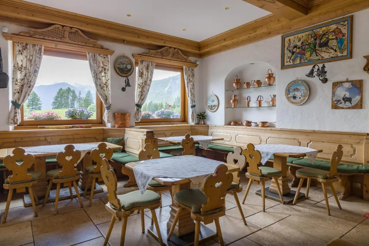 Hotel Villa Argentina Κορτίνα Ντ' Αμπέτσο 3*,  Ιταλία